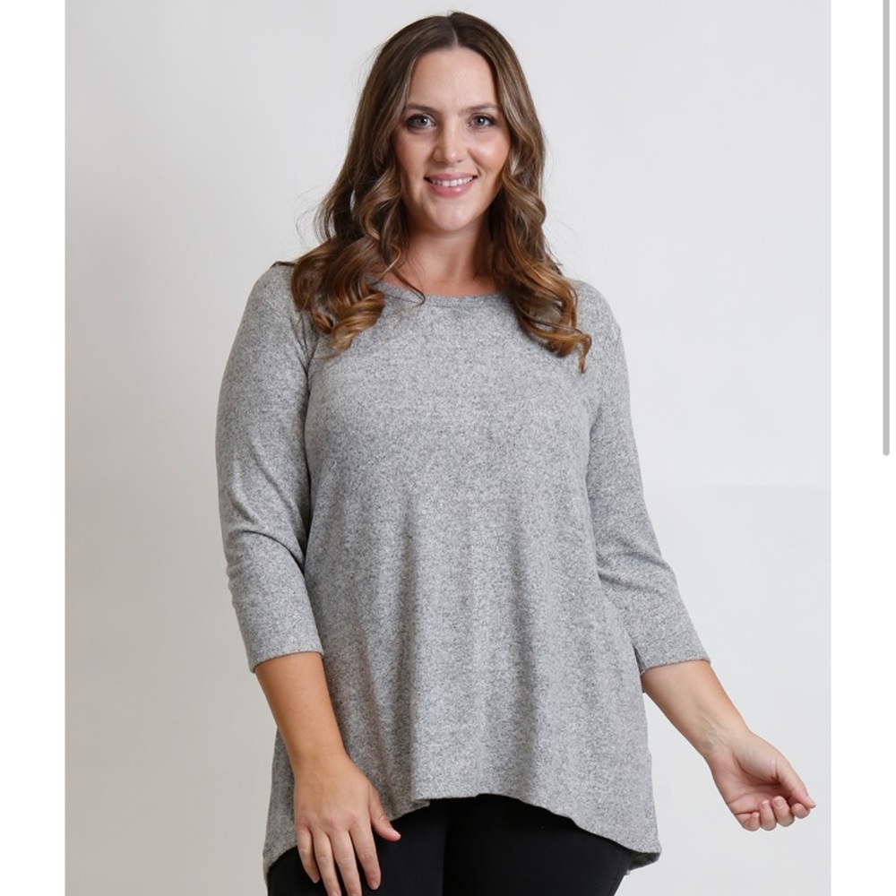 Coin 1804 Cozy Gray Knit Button Back Hi Lo 3/4 Sleeve Top Size 3X NWT
